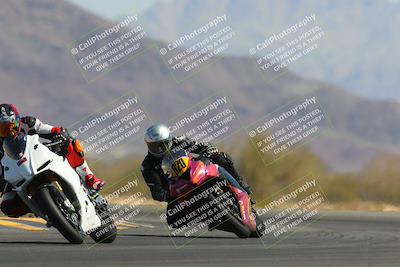 media/Apr-09-2023-SoCal Trackdays (Sun) [[333f347954]]/Turn 14 (1015am)/